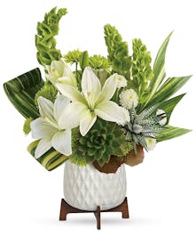 White & Green Floral Bouquet 