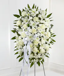 Exquisite Tribute Spray