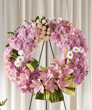 Gift of Warmth Wreath