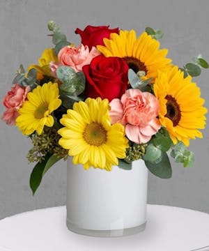 Charming Rose  Sunflower Bouquet
