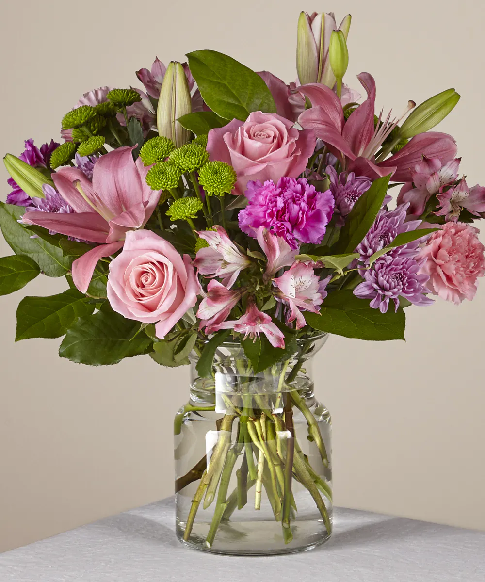 Mariposa Bouquet: Lavender & Pink Spring Bouquet - Veldkamp's