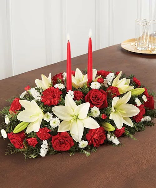 Traditional Christmas Centerpiece