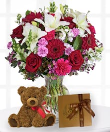 Dazzling Valentine Bouquet 