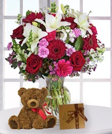 Dazzling Valentine Bouquet 