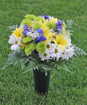 Graveside Urn Bouquet
